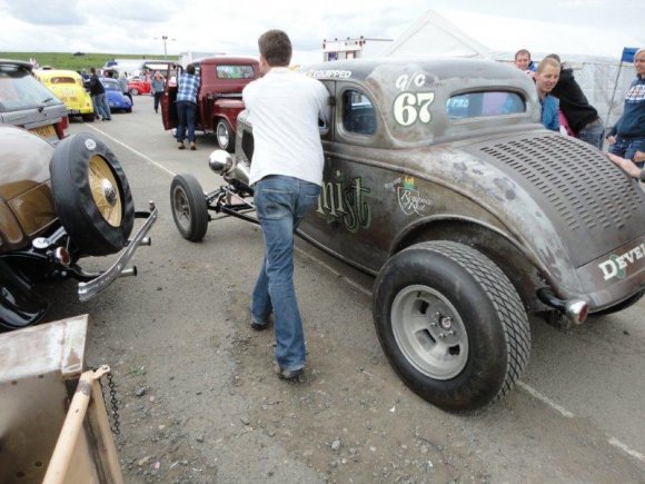 2010 - UK Hotrod Drags 177.jpg